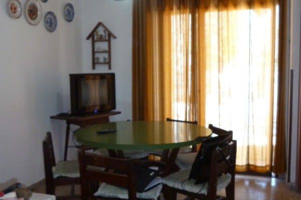 CHALET PARA 8/10 PERSONAS CON GRAN PARQUE, PISCINA Y QUINCHO