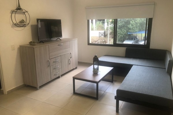 HERMOSO COMPLEJO EN BARRIO CERRADO CON PILETA Y PARRILLA