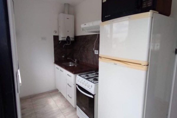 DEPARTAMENTO A METROS DEL LAGO, PARA 6 PERSONAS