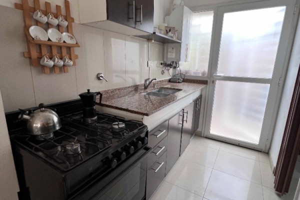 DUPLEX PARA 4 PERSONAS CON PILETA, COCHERA, QUINCHO