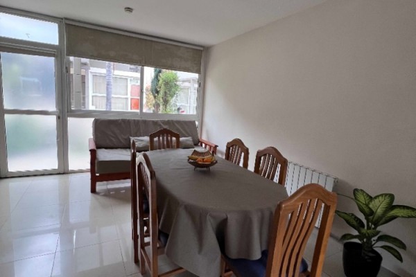 DUPLEX PARA 4 PERSONAS CON PILETA, COCHERA, QUINCHO