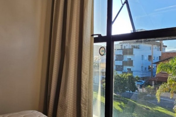 DEPARTAMENTO 206 ESTUDIO INGLESES