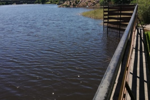 DEPARTAMENTOS SOBRE EL LAGO PARA 4/6 PERSONAS CON PILETA