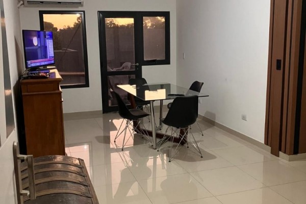 HERMOSO DEPARTAMENTO CON PILETA A METROS DEL LAGO