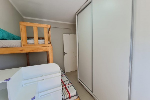 DEPARTAMENTO SOBRE LA PLAYA EN INGLESES, PARA 5 PERSONAS