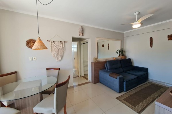 DEPARTAMENTO SOBRE LA PLAYA EN INGLESES, PARA 5 PERSONAS