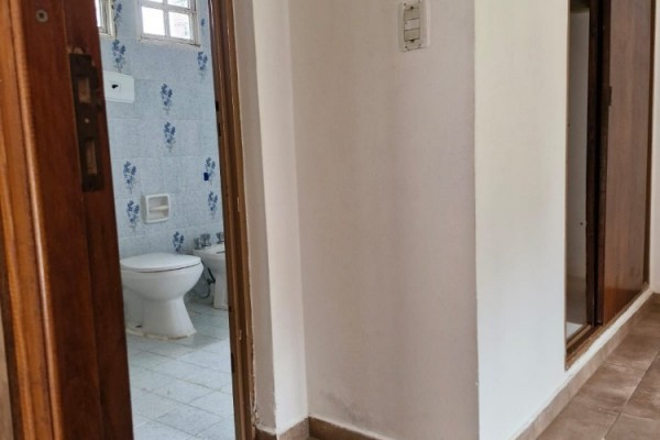 CASA 2 DORMITORIOS