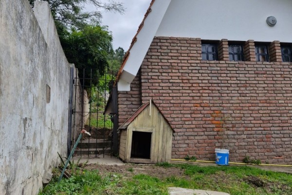 CASA 2 DORMITORIOS