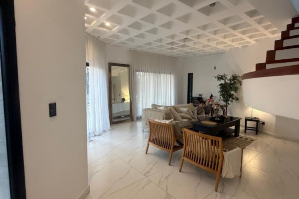 CASA IMPONENTE HASTA 6 PERSONAS