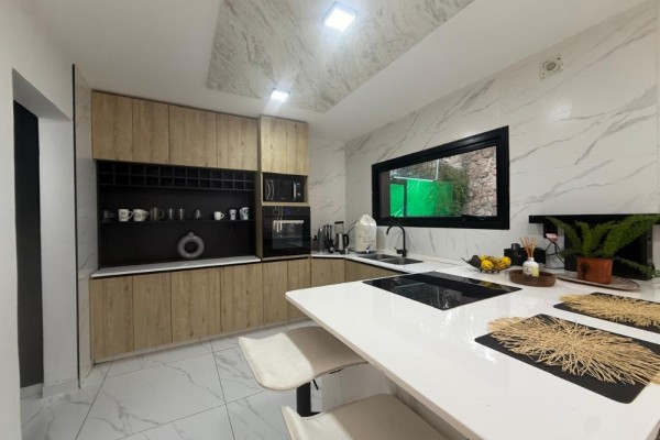 CASA IMPONENTE HASTA 6 PERSONAS