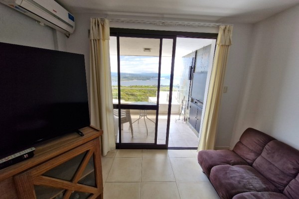 DEPARTAMENTO PARA 5- 6 PERSONAS EN BARRIO CERRADO TIERRALTA 